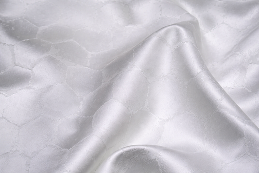 Frontier Jacquard Tablecloth - White