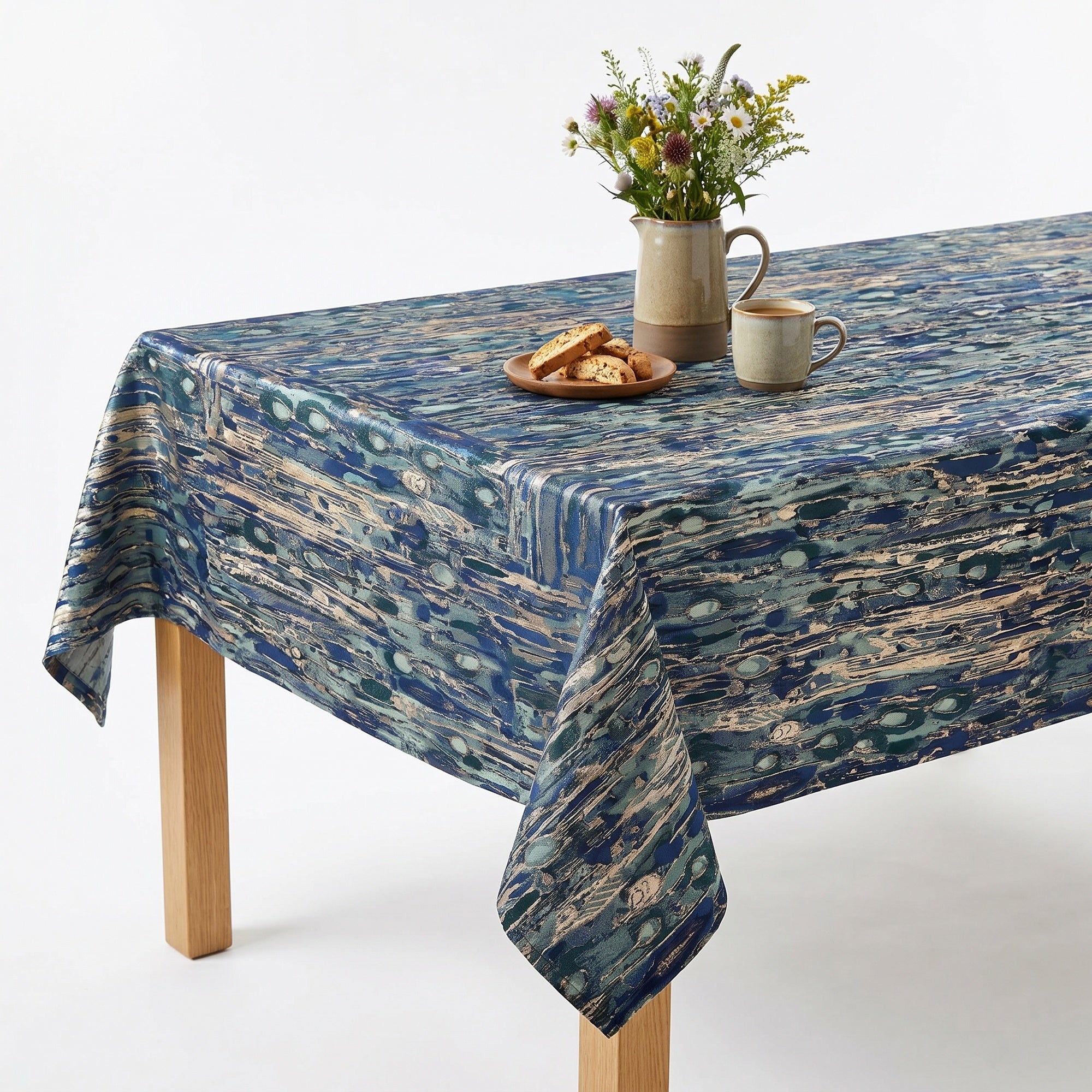 Lynn Green Tablecloth