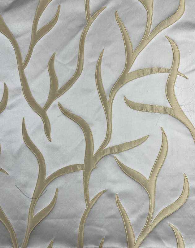 Vinetree Jacquard Tablecloth – Antique