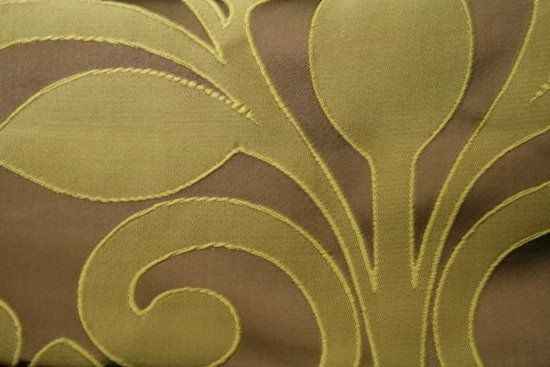 Rhonda Jacquard Tablecloth – Avocado