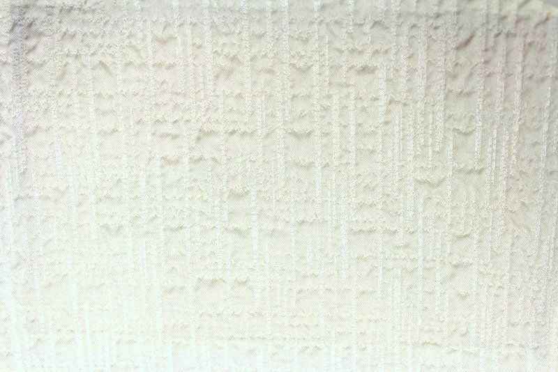 Noble Jacquard Tablecloth – White
