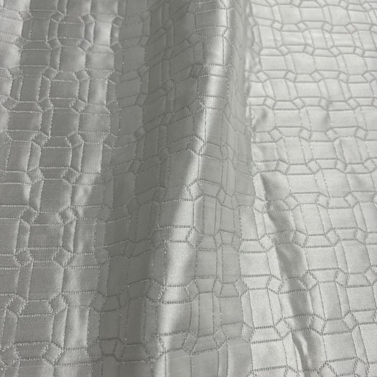 Snow Square Jacquard, Quilted Look - Custom Tablecloths
