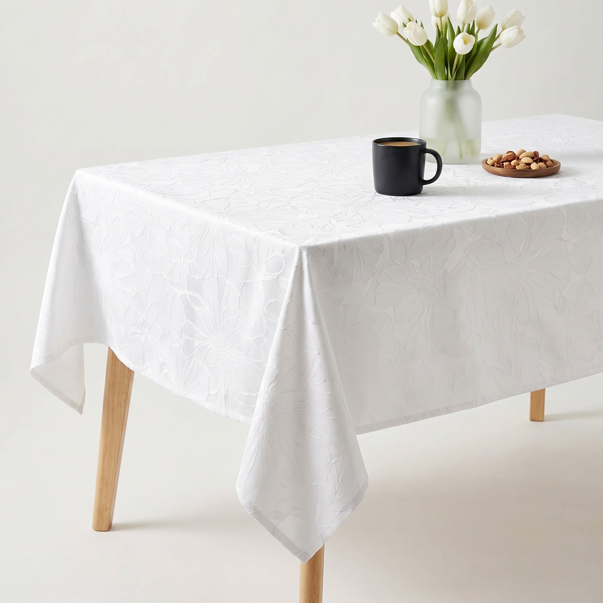 Cambridge White Tablecloth