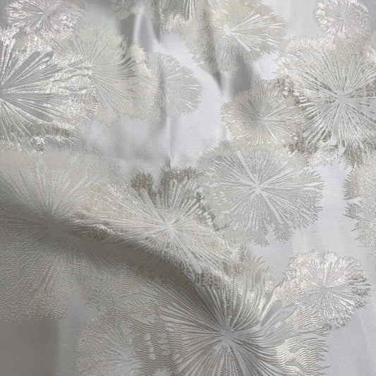 Allium Jacquard Tablecloth - Off White