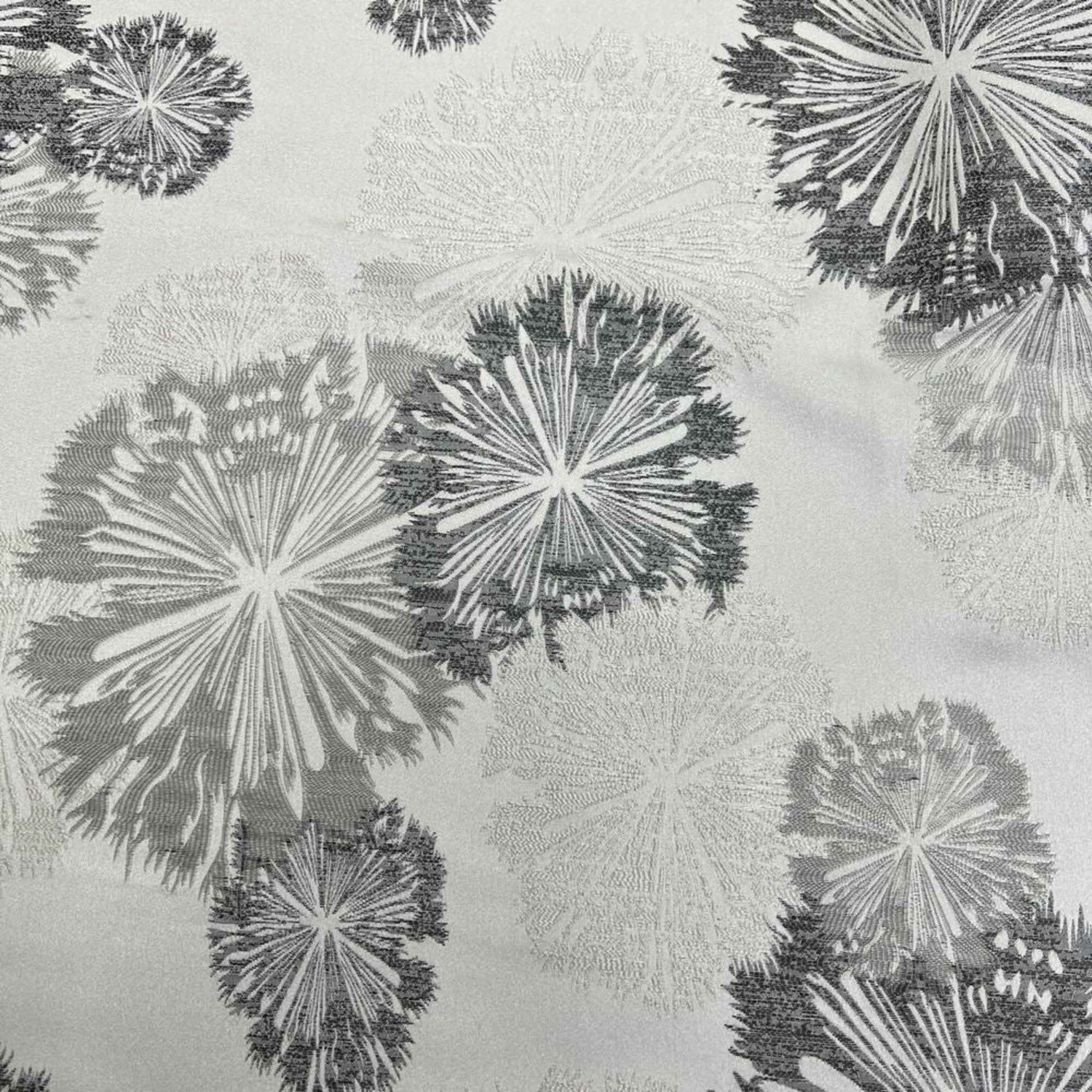 Allium Jacquard - Tablecloth - Onyx