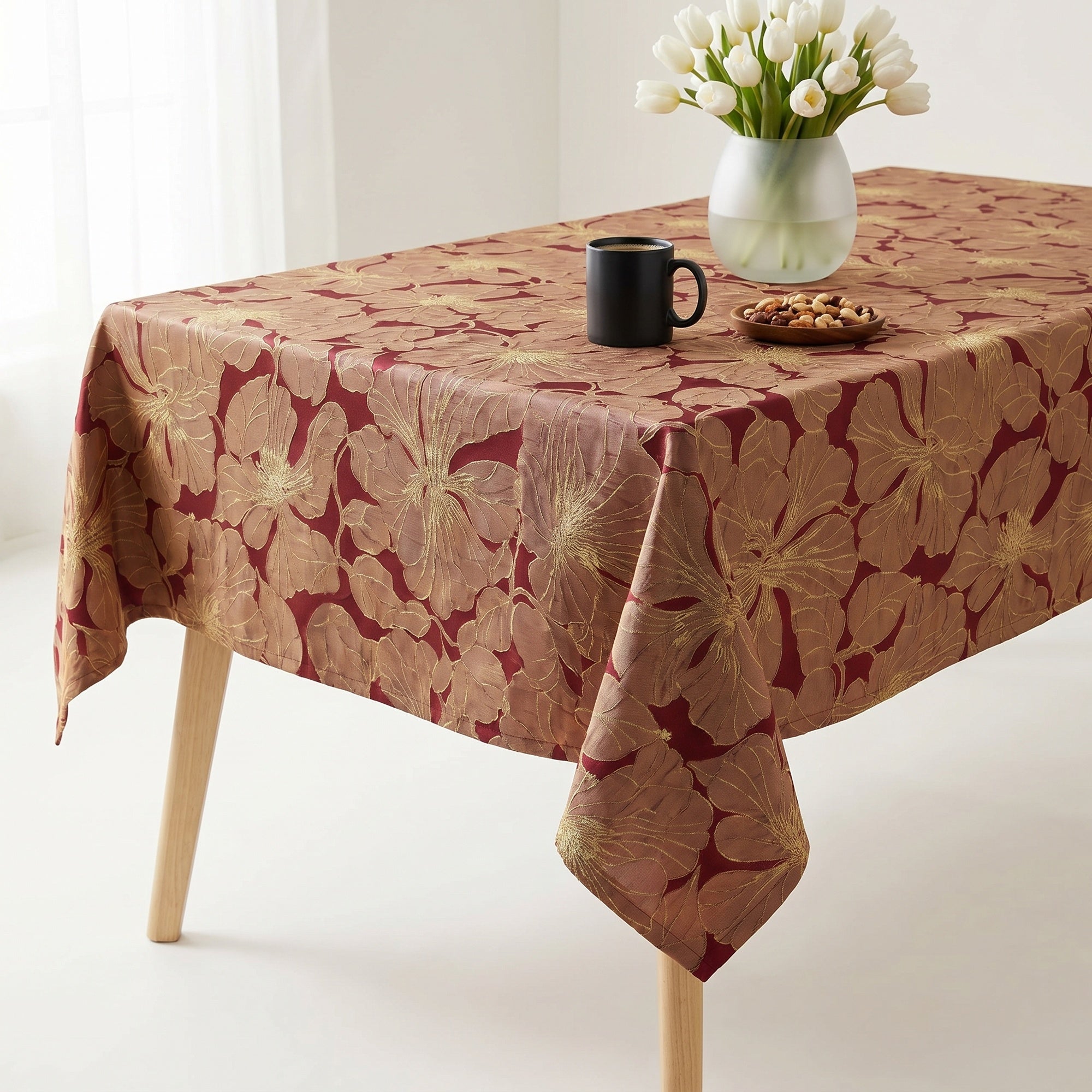 Cambridge Wine Tablecloth