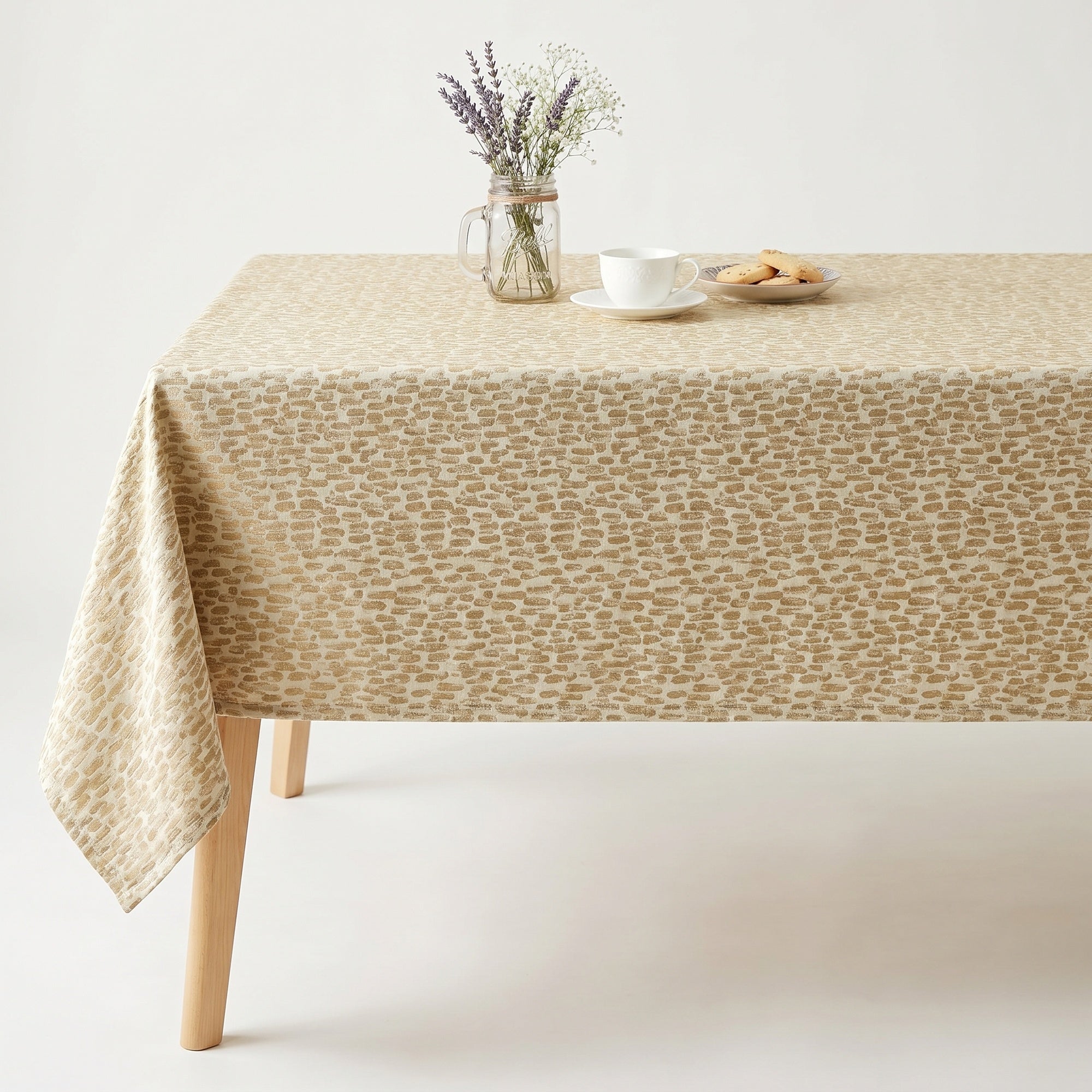 Cobblestone Silver Tablecloth