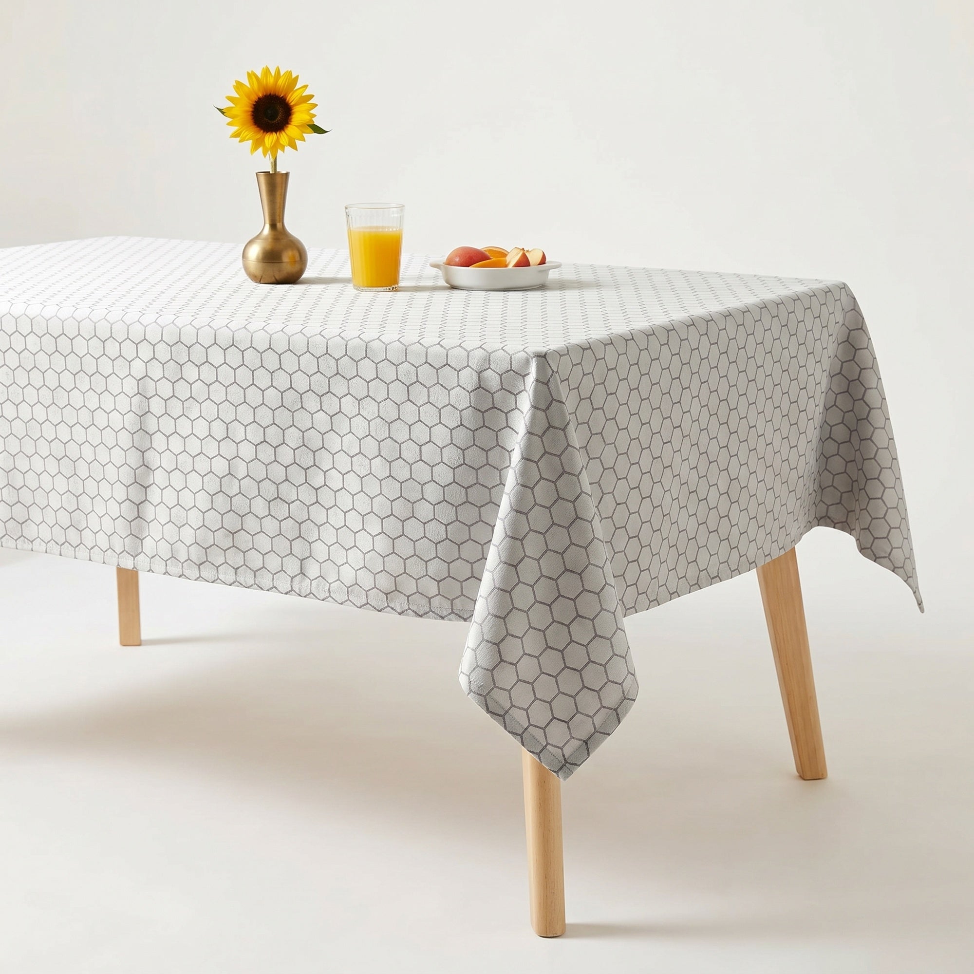 Gastonia Silver Tablecloth