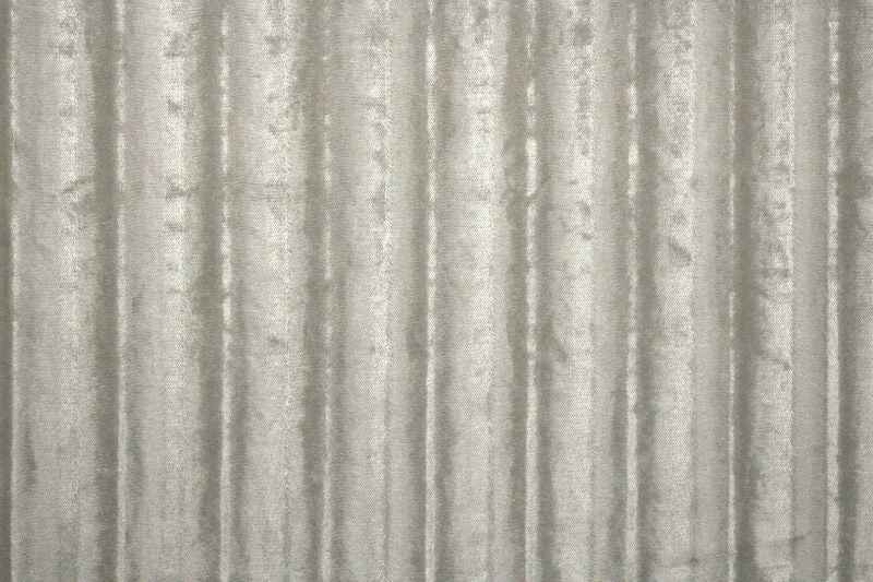Shadow Stripe Crushed Tablecloth – Ivory