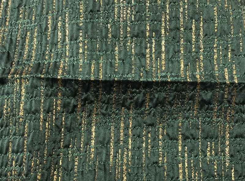 Noble Jacquard Tablecloth – Pine Green