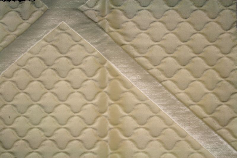 TIMES SQUARE Tablecloth - Champagne