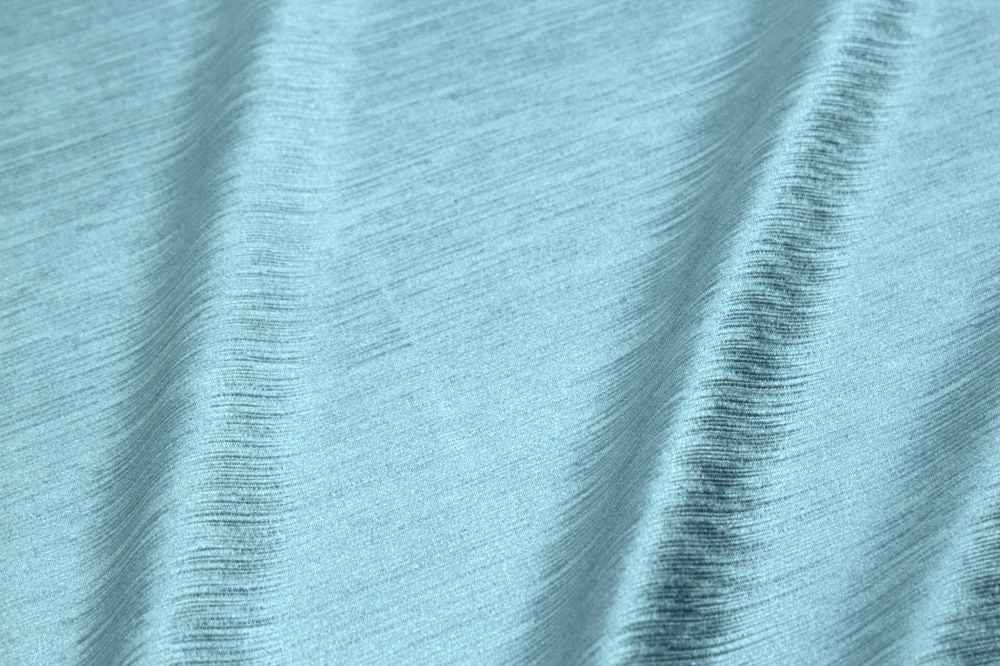Veluxe Velvet Tablecloth – Wedgwood