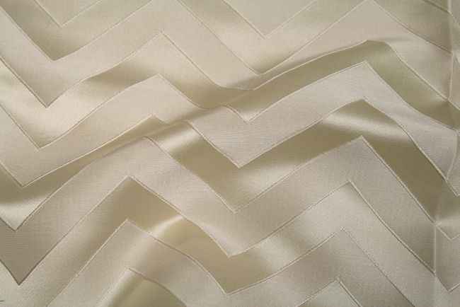 Rella Jacquard Tablecloth – Ivory