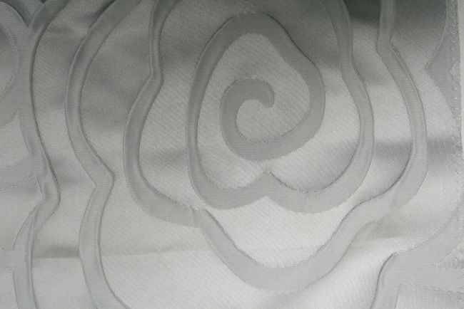Rolls Royce Jacquard Tablecloth – Silver