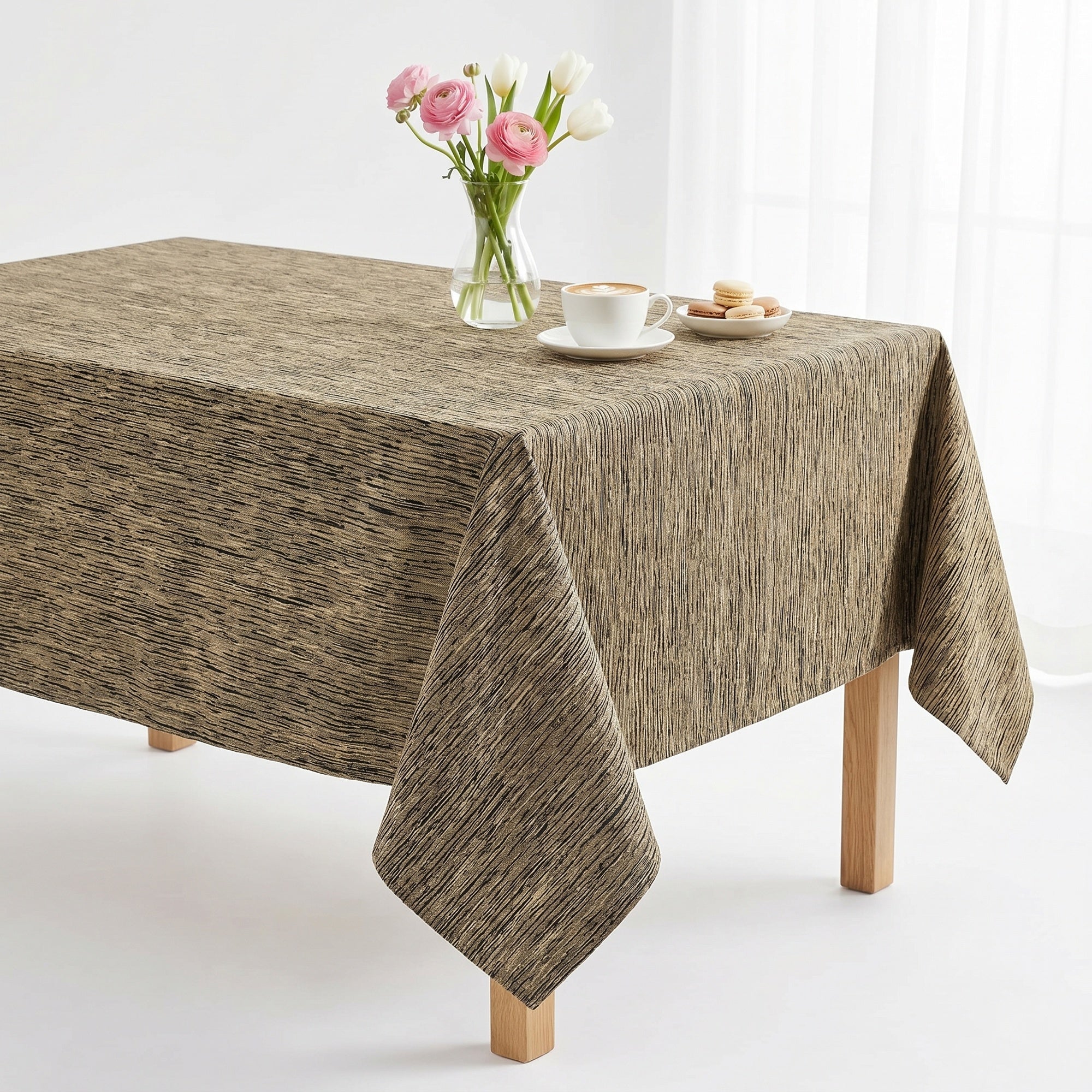 Mowhak Gold/black Tablecloth