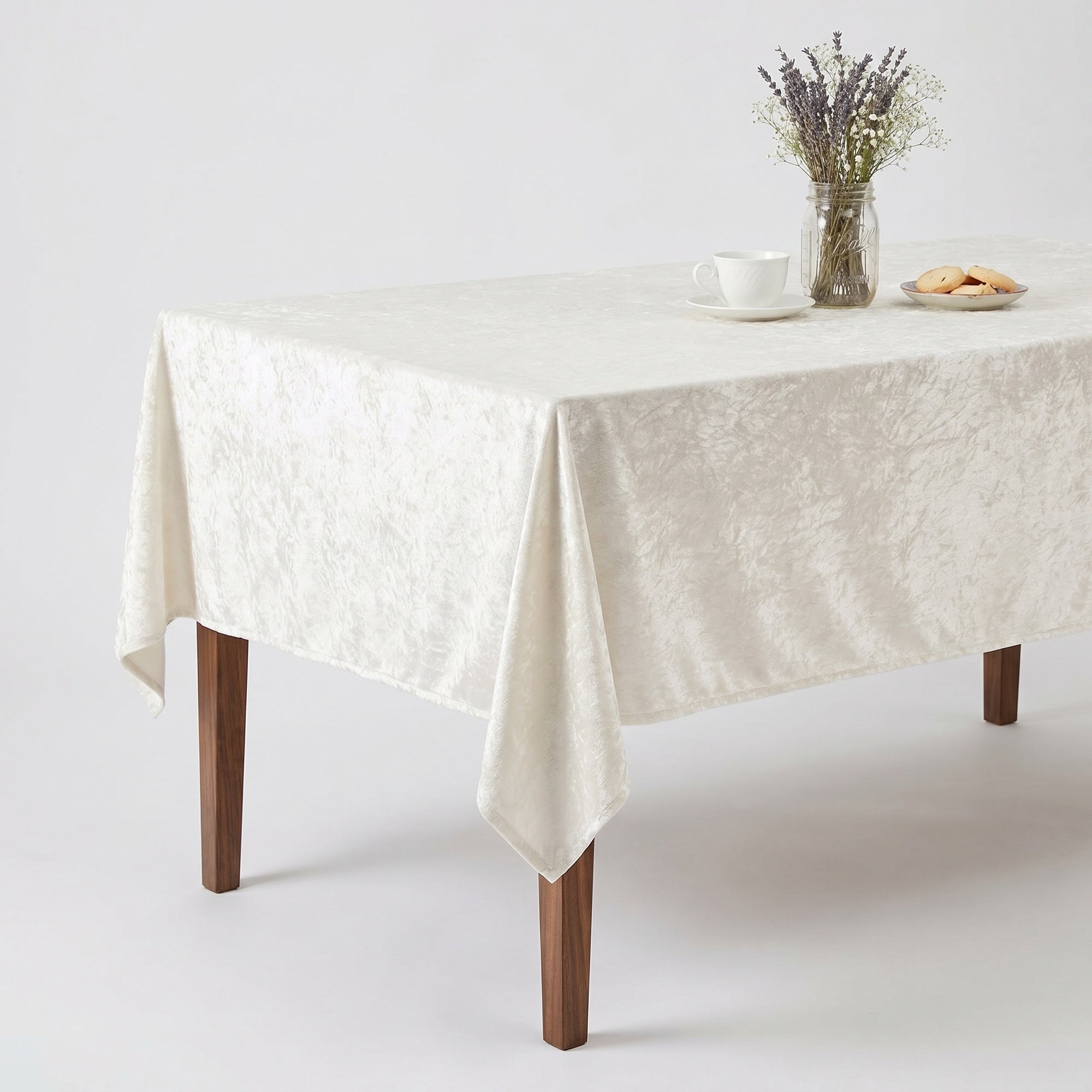 Riverdale Natural Tablecloth