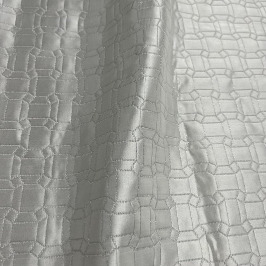 Square Jacquard, Quilted Look | Tablecloth - Snow