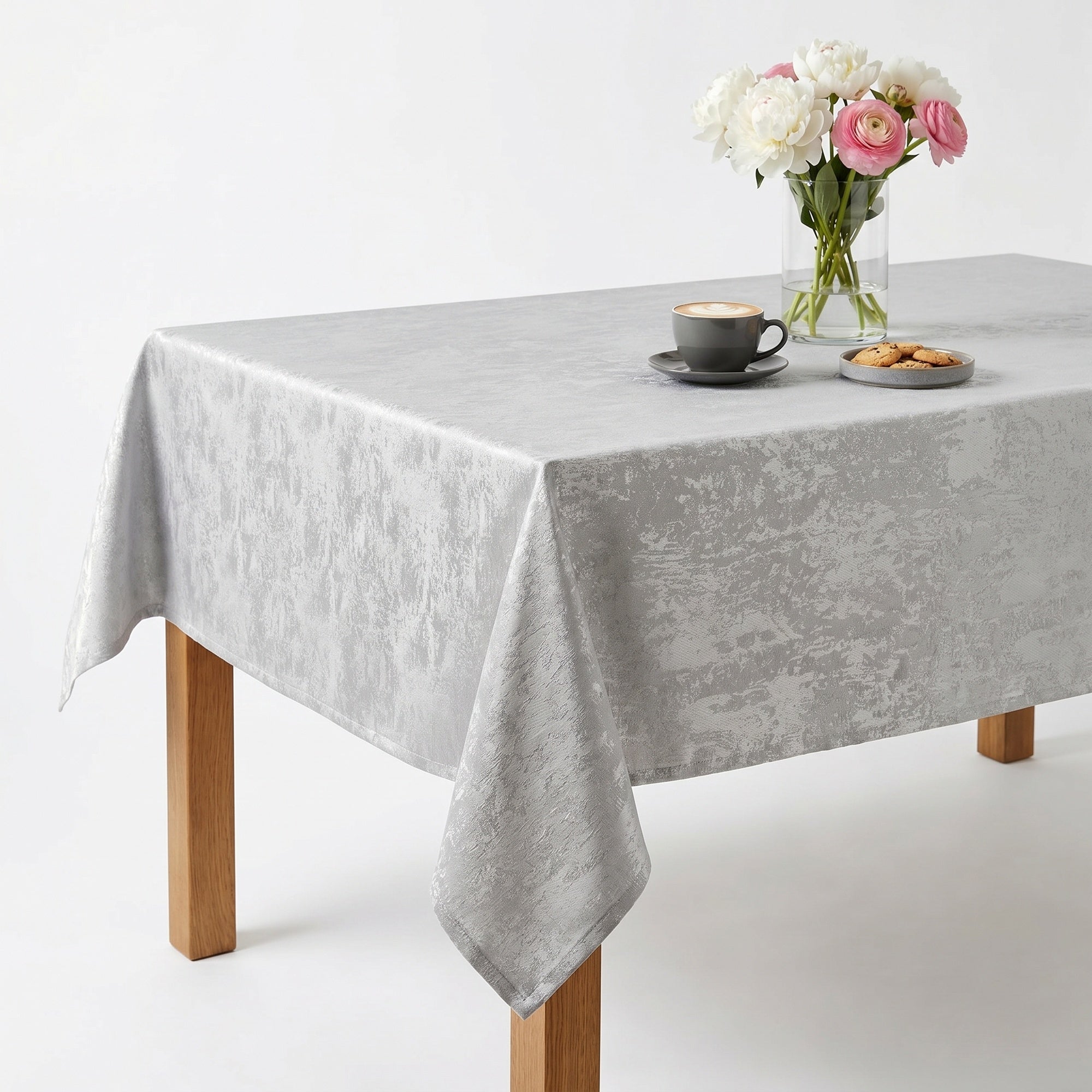 Stardust White Silver Tablecloth