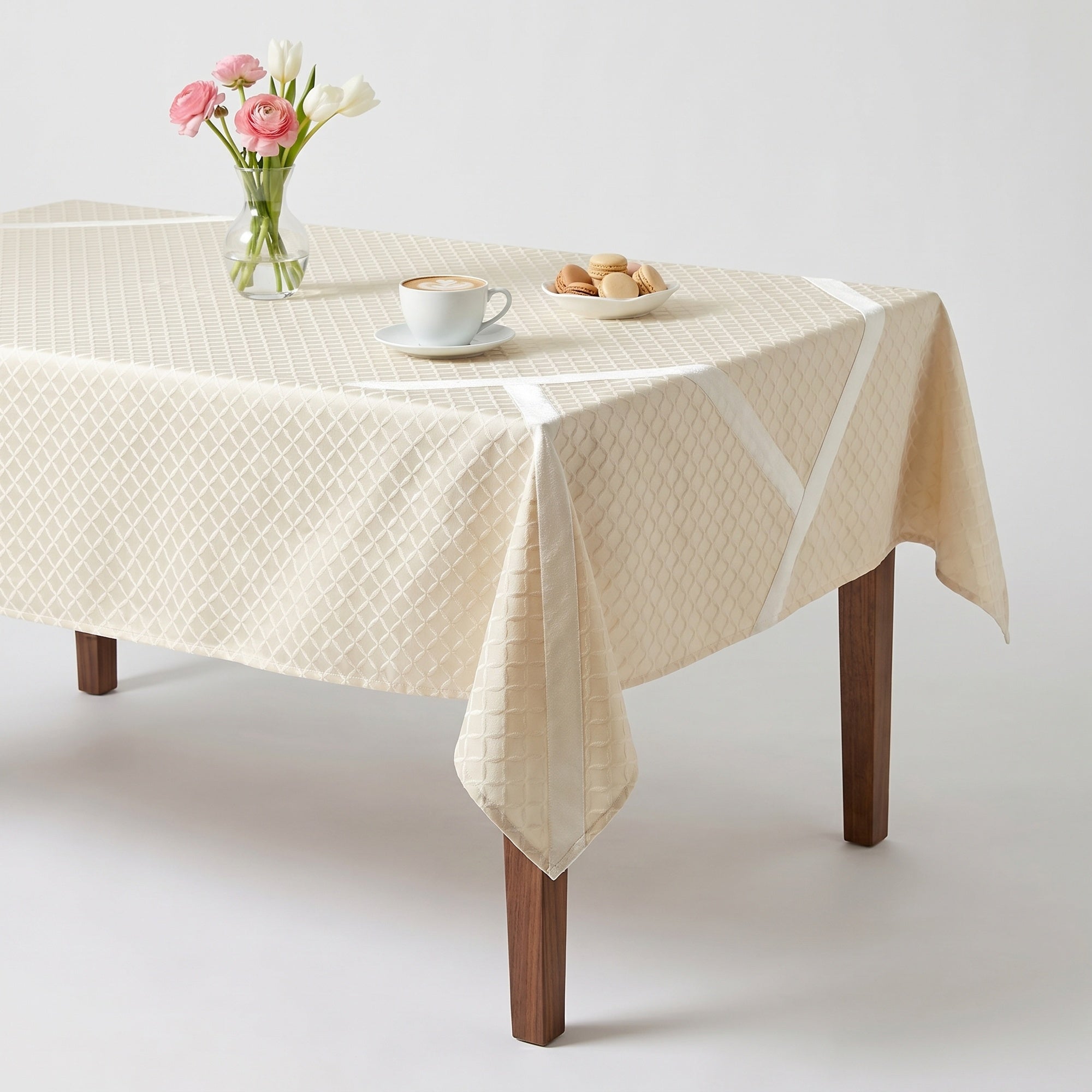 Times Square Champagne Tablecloth