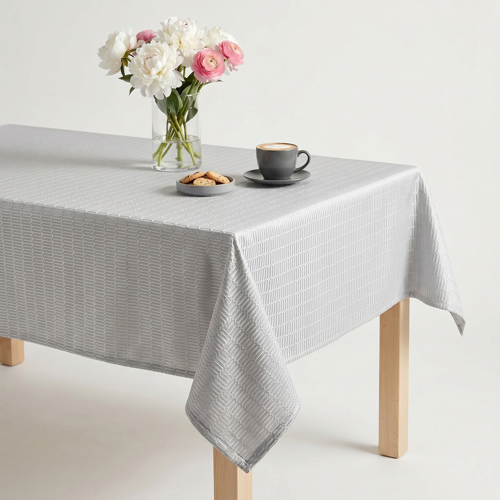 Track White Tablecloth