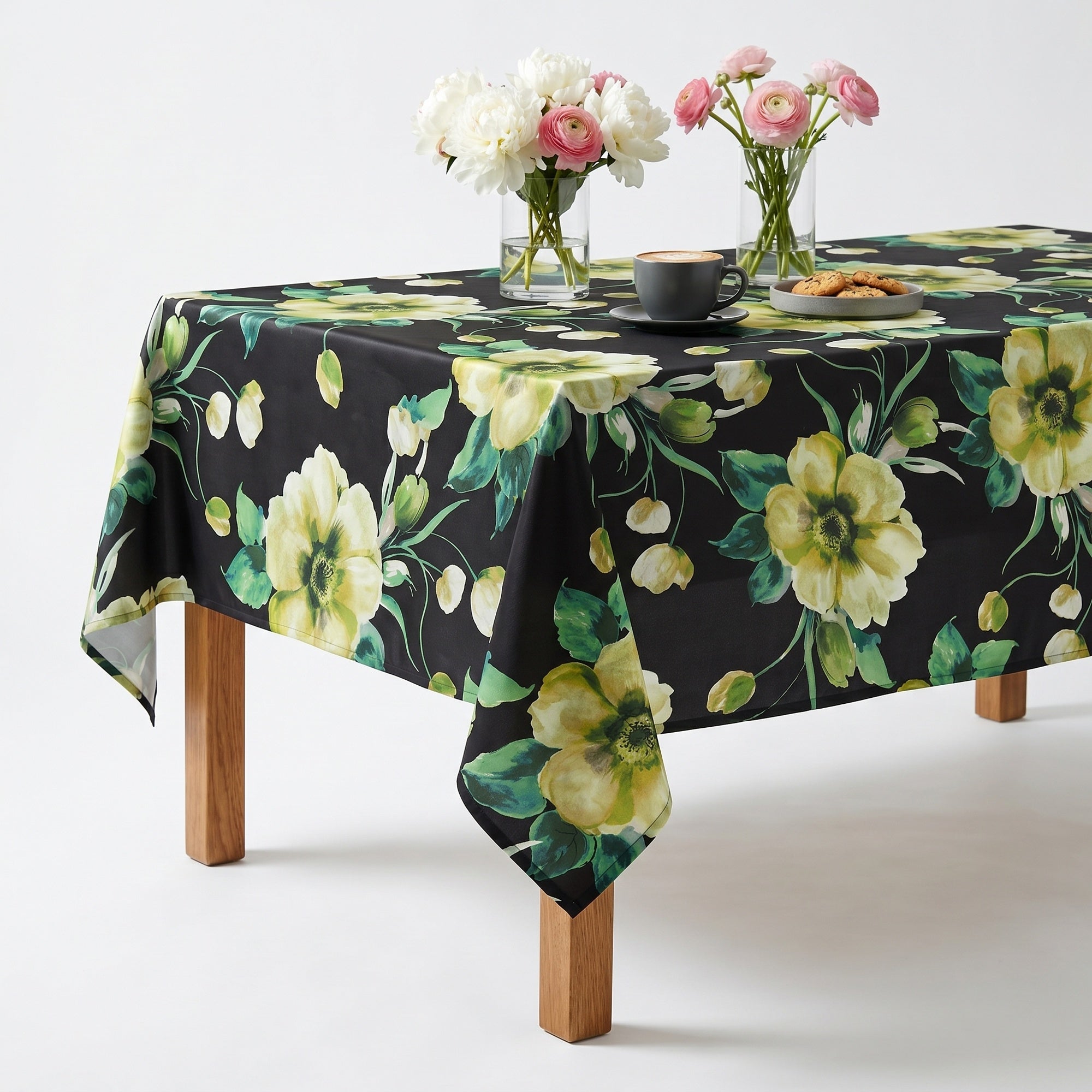 Tropical Green Black Tablecloth