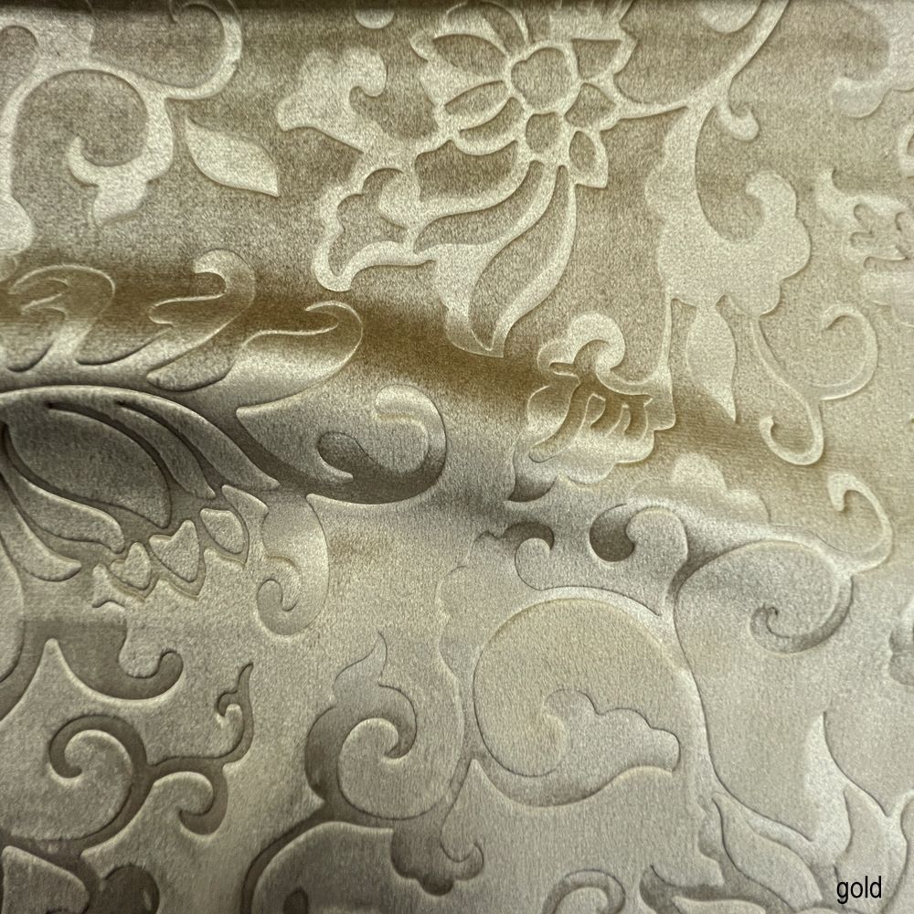 Vails Brocade Velvet | Tablecloth - Gold