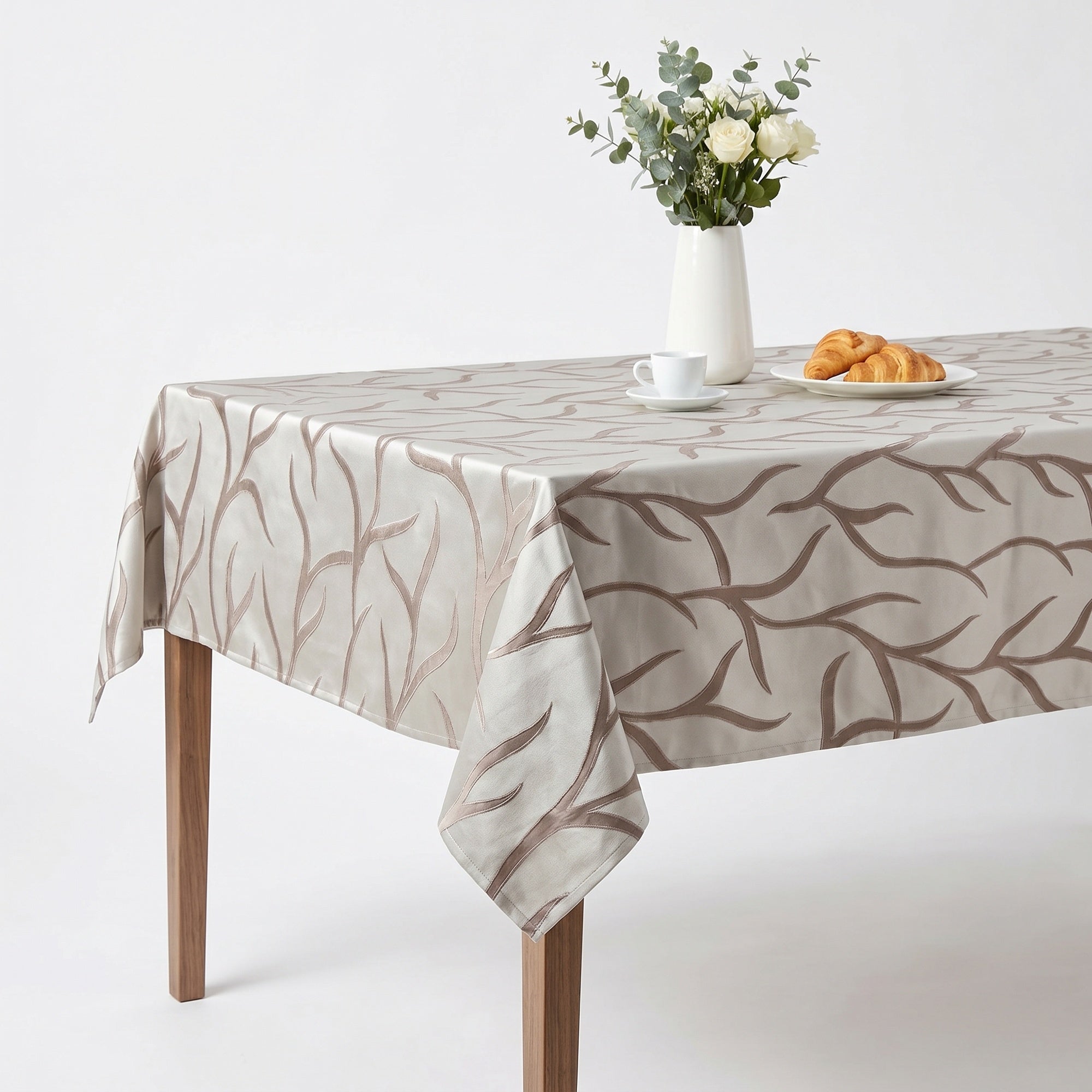 Vinetree Blush Tablecloth