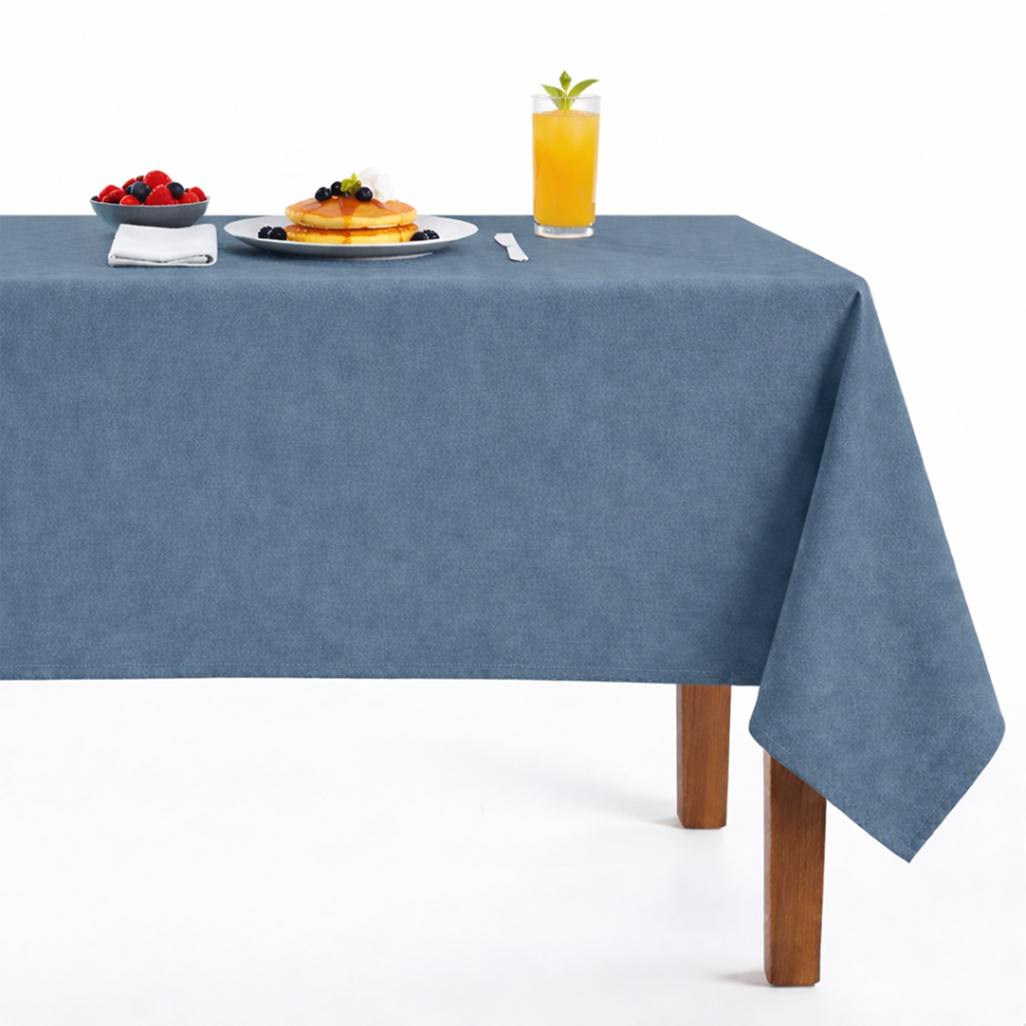 Newport118 Velvet Tablecloth Peacock